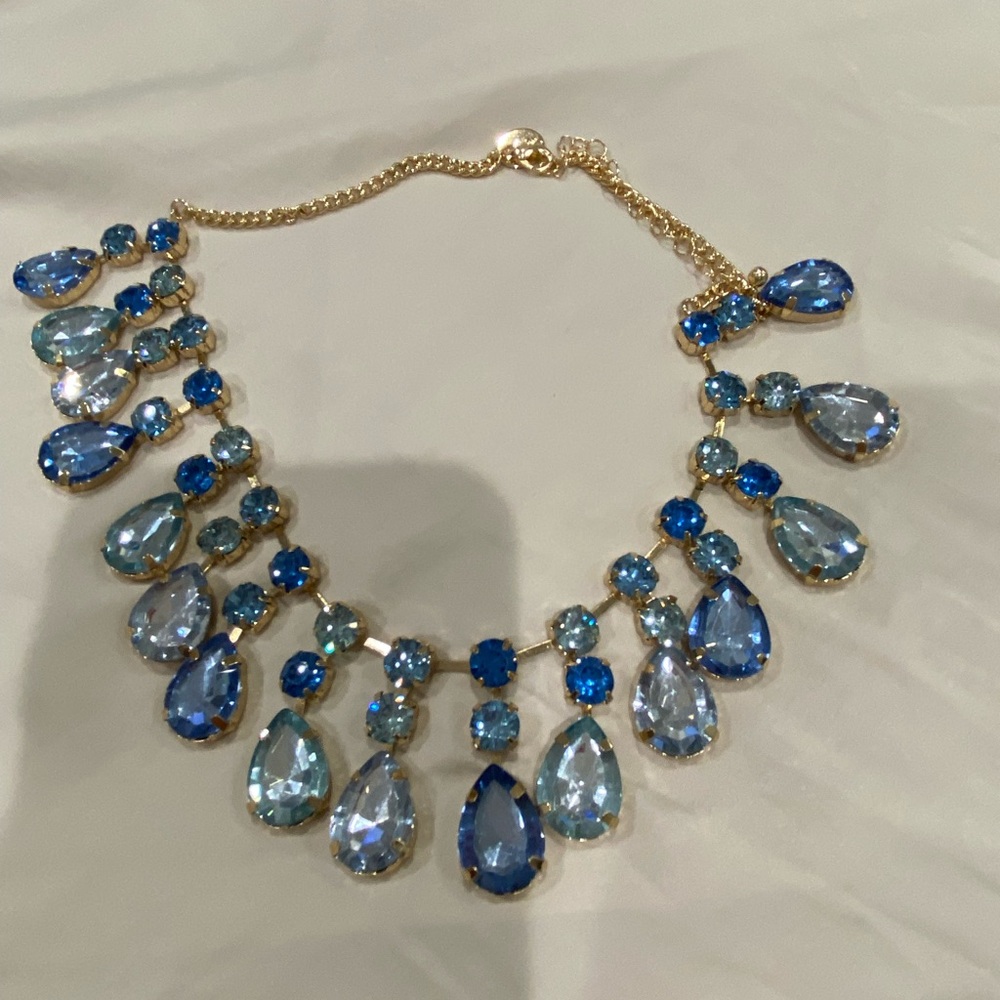 Elegant Blue and Gold Necklace